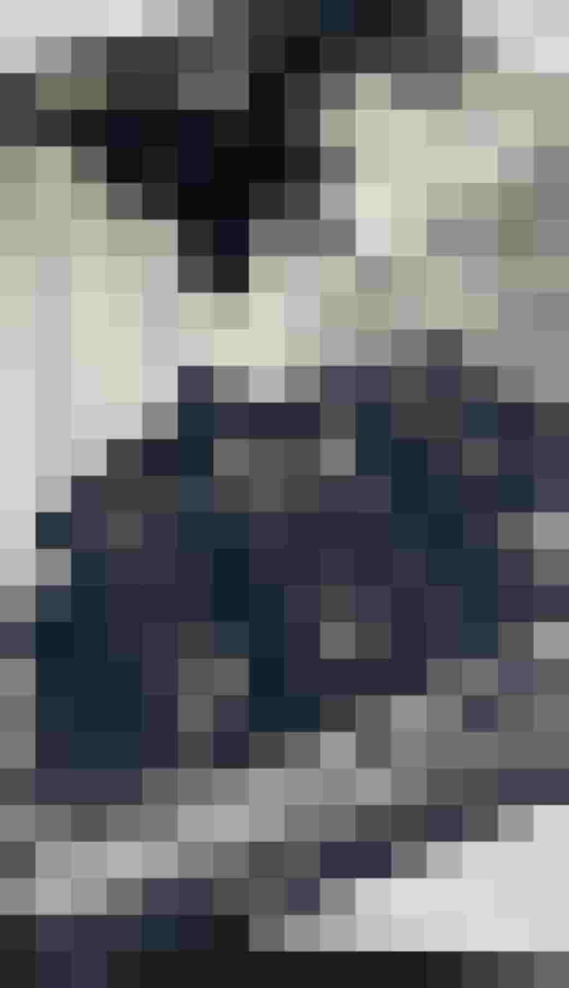 Dirndlschürze mit Fotodruck eines Hauses und Bergen